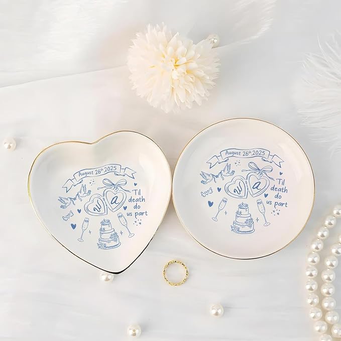 Personalized Ring Dish Engagement Gift, Engaged Ring Holder, Custom Wedding Jewelry Dish, Married Jewelry Tray Gifts for Newly Engaged Couple, Wedding Party Keepsake Gifts