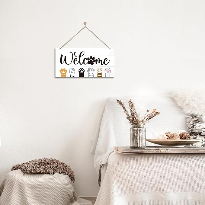 Welcome Sign for Front Door, Welcome Decor Wooden Hanging Sign With Cat Cat's Paw Pattern, Cat Theme Wall Hanging Decor, Funny Wooden Outdoor Front Door Decoration 13.8X6.9 inches