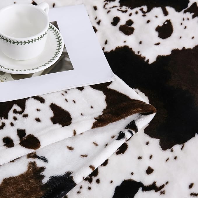 Bnuitland Cow Printed Fleece Flannel Throw Blanket, 300 GSM Double Sided Fuzzy Fluffy Blanket for Bed Sofa Couch Travel, Super Soft Lightweight for Adults and Kids, 50×60 inch