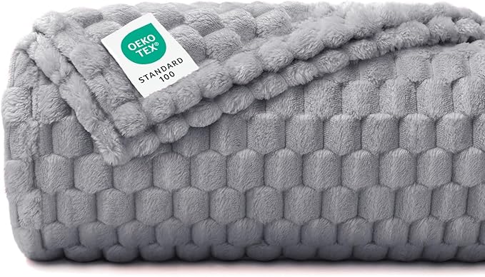 Luciphia Soft 300GSM Fleece Pet Blanket for Small Medium Large Dogs Washable 3D Textured Flannel Cat Puppy Decorative Furniture Protector Throw Durable Grey, L(41''x31'')
