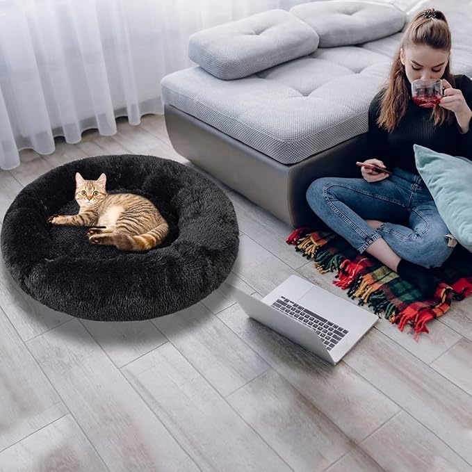 Dog Bed for Small Medium Large Dogs, 24 inch Calming Dogs Bed, Washable-Round Cozy Soft Pet Bed for Puppy and Kitten with Slip-Resistant Bottom