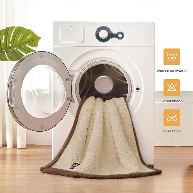 Luciphia Waterproof Pet Blanket for Medium Large Dogs Soft Cat Sherpa Calming Thick Cover Leakproof Cozy Puppy Sofa Bed Car Couch Protector(Beige/Brown,41x31 inches)