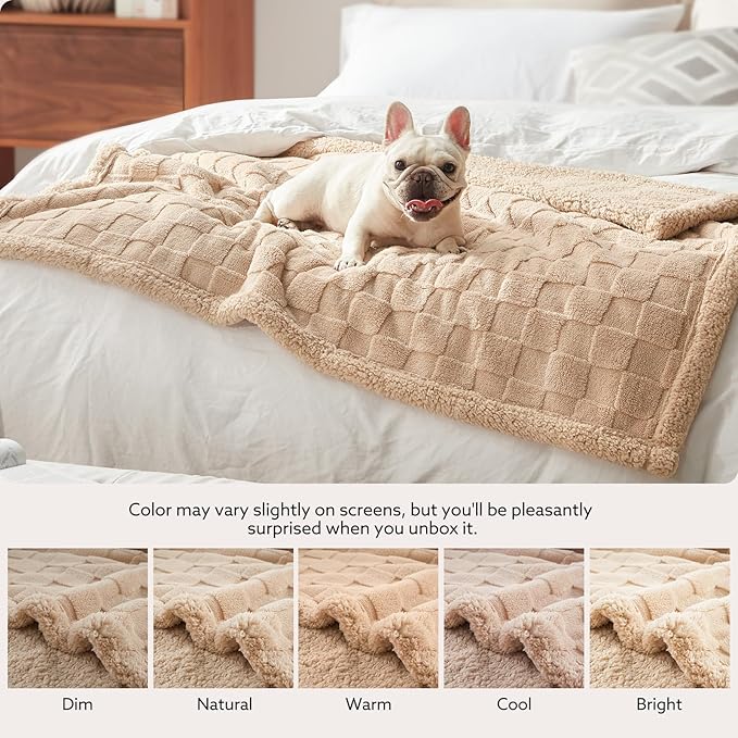 GASUR Waterproof Dog Blankets for Large Medium Dogs, Dog Blanket for Couch Bed, Fleece Pet Blanket for Furniture Sofa Protector, Soft Pet Throw Blankets for Crate Car Outdoor, Washable, 40"x50", Beige