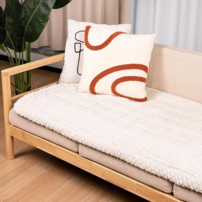 Washable Dog Couch Cover Protector, Non Slip Dog Bed Mat Machine Washable Large Blanket for Dogs, Pet Couches Covers for Sofa (Cream, 27.6 * 82.7 '')